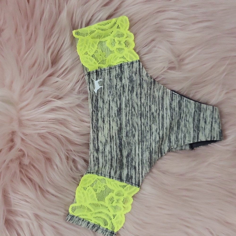 Brand New PINK Victoria's Secret DOG LOGO THONG- XS